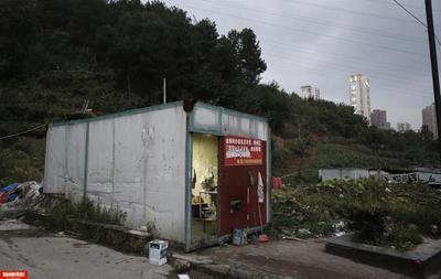 18平集装箱里的“家” 贵阳民工夫妻的蜗居与梦想